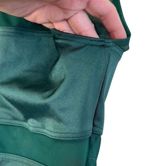 balera size MA Round Collar Lustre Leotard GREEN - Picture 8 of 16